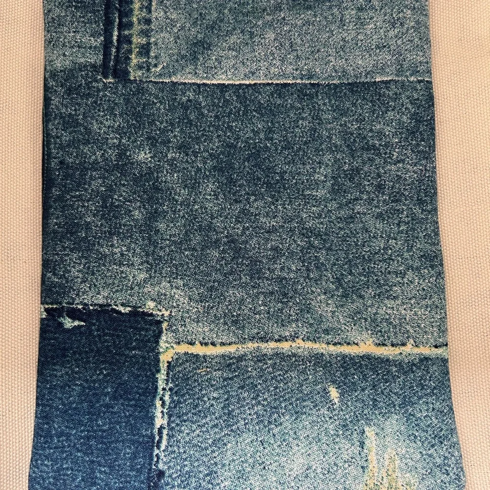 Looks Like Denim Padded Sleeve l Front pocket l button l Handmade l Kindle